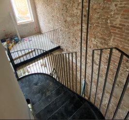 Realizzazione scale e ringhiere